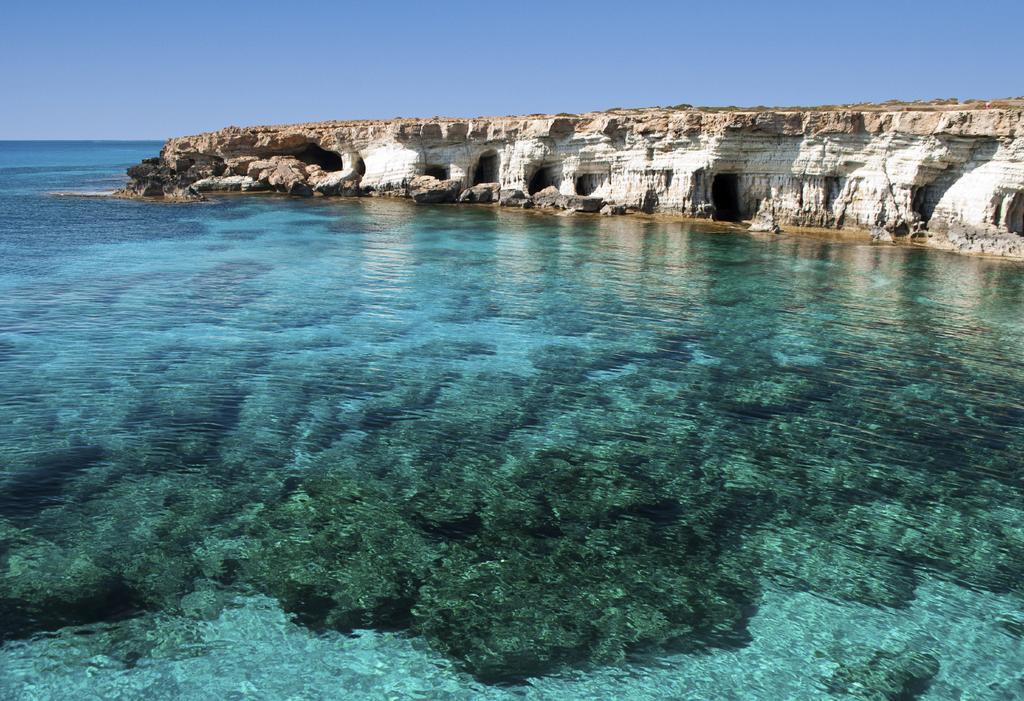 Iris Beach Hotel Protaras Exteriör bild